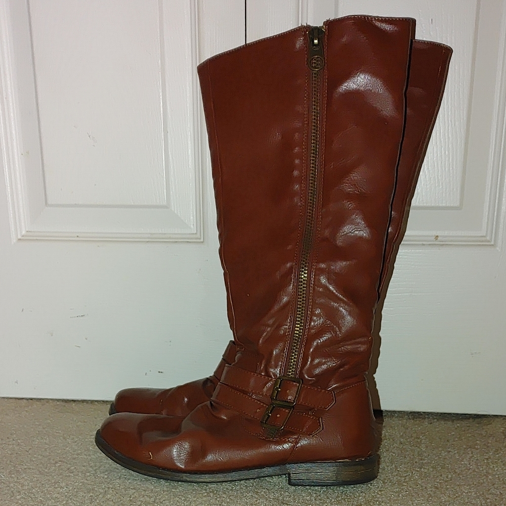 Brown boots